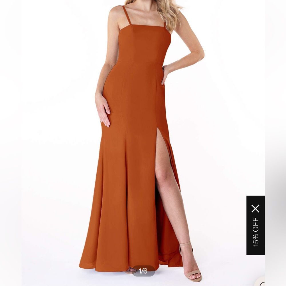 AZAZIE COSETTE
Paprika Flowy Side Slit Chiffon Dress